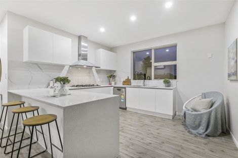 Photo of property in 2 Rashni Road, Flat Bush, Auckland, 2019