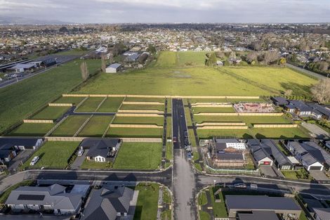 Photo of property in 32 Walter Case Drive, Harewood, Christchurch, 8051