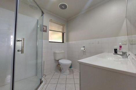 Photo of property in 4/57 Whitford Road, Botany Downs, Auckland, 2014