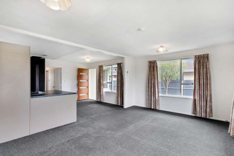 Photo of property in 62 Denise Crescent, Hornby, Christchurch, 8042