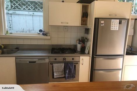 Photo of property in 8 Upton Terrace, Thorndon, Wellington, 6011