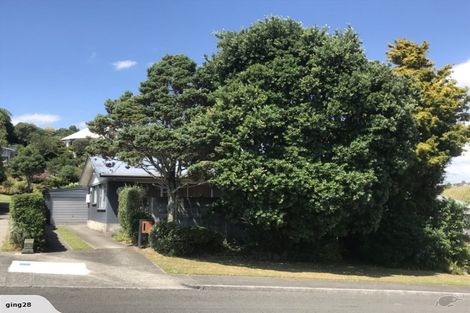 Photo of property in 101 Awanui Street, Merrilands, New Plymouth, 4312
