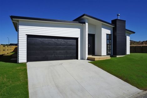 Photo of property in 4 Waitihi Way, Rototuna North, Hamilton, 3210