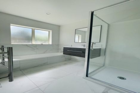 Photo of property in 53 Stratford Road, Manurewa, Auckland, 2105