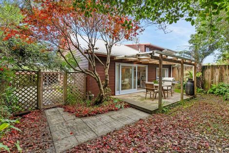 Photo of property in 2/84 Glenvar Road, Torbay, Auckland, 0630
