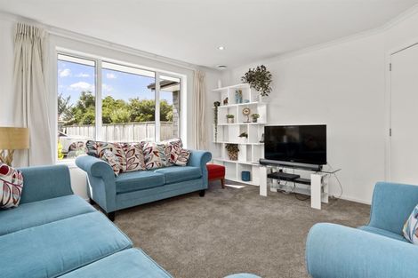 Photo of property in 6 Plescher Crescent, Leamington, Cambridge, 3432