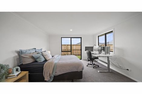 Photo of property in 42 Blue Jacket Drive, Halswell, Christchurch, 8025