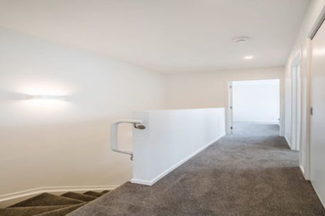 Photo of property in 5b Nea Place, Hillcrest, Auckland, 0627