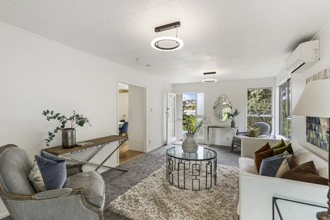 Photo of property in 1/13 Erica Road, Sunnynook, Auckland, 0620