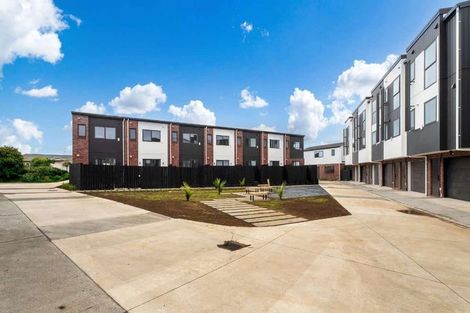 Photo of property in 4/800 Chapel Road, Northpark, Auckland, 2016