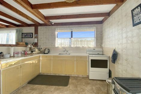 Photo of property in 18 Redcliff Road, Glenavy, Waimate, 7980