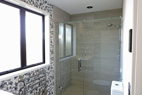 Photo of property in 1 Ashwood Lane, Bell Block, New Plymouth, 4312