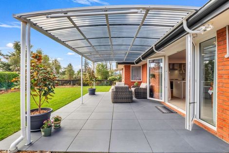 Photo of property in 4 Stonebridge Lane, Oxford, 7430