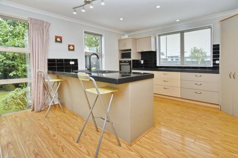 Photo of property in 23 Papaumu Green, Parklands, Christchurch, 8083