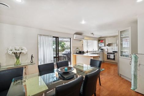 Photo of property in 26a Woodstock Road, Forrest Hill, Auckland, 0620