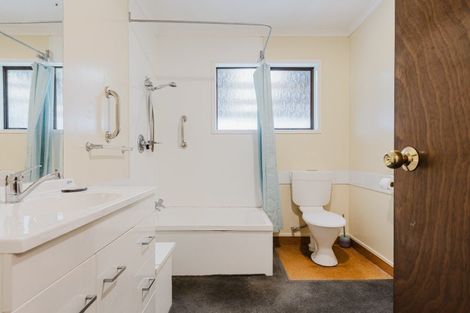 Photo of property in 4 Lawson Street, Pahiatua, 4910