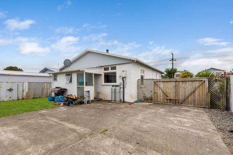 Photo of property in 119 Cornfoot Street, Castlecliff, Whanganui, 4501