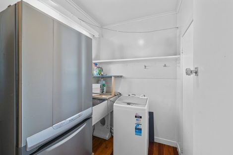 Photo of property in 29 Beaubank Road, Kelston, Auckland, 0602