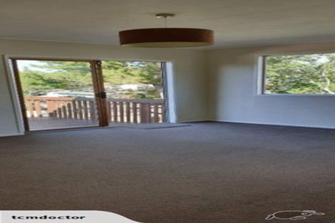 Photo of property in 68 Awaroa Road, Sunnyvale, Auckland, 0612