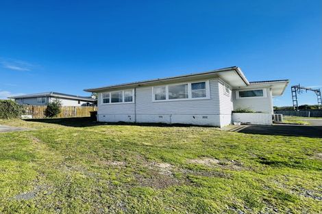 Photo of property in 8 Ross Avenue, Papatoetoe, Auckland, 2025