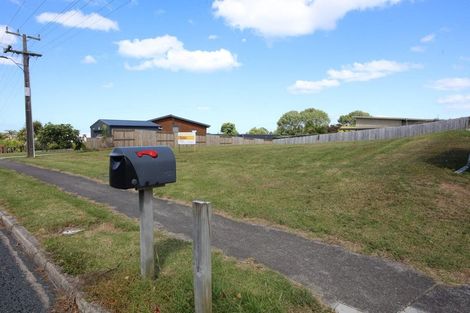 Photo of property in 59 Athenree Road, Athenree, Katikati, 3177