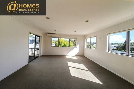 Photo of property in 4 Lynngate Place, Hillcrest, Auckland, 0627