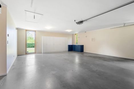 Photo of property in 5 Cameron Drive, Acacia Bay, Taupo, 3385