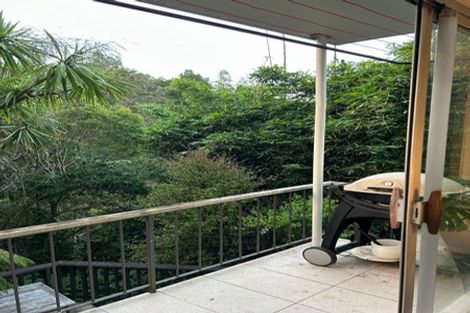 Photo of property in 37 West Lynn Road, Titirangi, Auckland, 0604