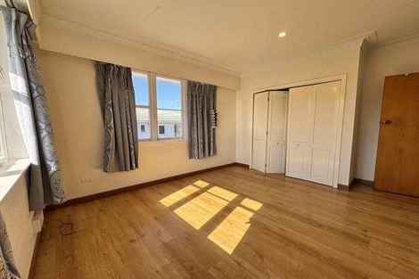 Photo of property in 71 Tirimoana Road, Te Atatu South, Auckland, 0602