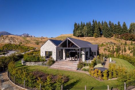 Photo of property in 3 Barley Court, Arrowtown, 9371