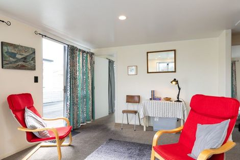 Photo of property in 146a Waikawa Road, Picton, 7220