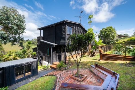 Photo of property in 49 Waitakere Road, Waitakere, Auckland, 0816