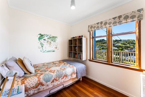 Photo of property in 6 Gordon Road, Plimmerton, Porirua, 5026