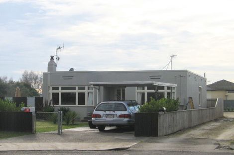 Photo of property in 100 Barden Street, Mayfair, Hastings, 4122