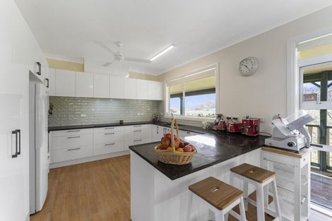 Photo of property in 72 Toi Street, Otaki Beach, Otaki, 5512