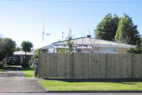 Photo of property in 2a Forsyth Street, St Andrews, Hamilton, 3200