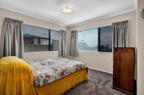Photo of property in 20 Kellyville Heights, Merrilands, New Plymouth, 4312