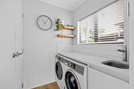 Photo of property in 4 Brampton Road, Snells Beach, 0920