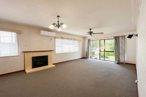 Photo of property in 45 Sturges Road, Henderson, Auckland, 0612