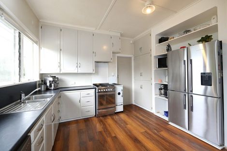 Photo of property in 213 Mcleod Street, Camberley, Hastings, 4120