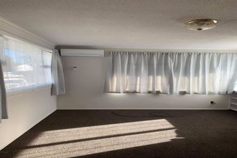 Photo of property in 118 Weymouth Road, Manurewa, Auckland, 2102