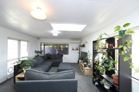 Photo of property in 39 Glamorgan Avenue, Tamatea, Napier, 4112