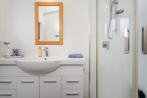 Photo of property in 9 Pauanui Beach Road, Pauanui, Hikuai, 3579