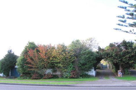 Photo of property in 399 Te Moana Road, Waikanae, 5036