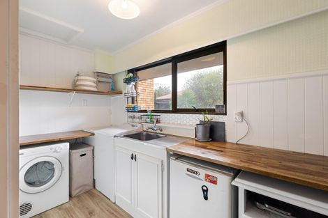 Photo of property in 55 Rhodes Drive, Kelvin Grove, Palmerston North, 4414