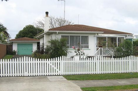 Photo of property in 1 Montagu Street, Feilding, 4702
