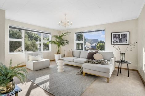 Photo of property in 356 The Parade, Island Bay, Wellington, 6023
