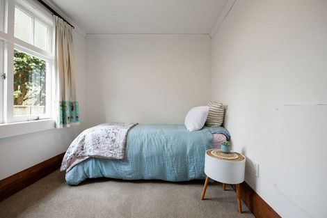 Photo of property in 74 Thornton Road, Cambridge, 3434