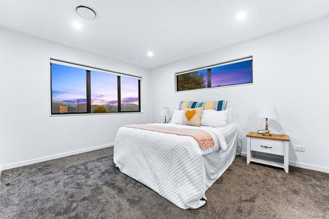 Photo of property in 25 Henriette Place, Totara Park, Auckland, 2105