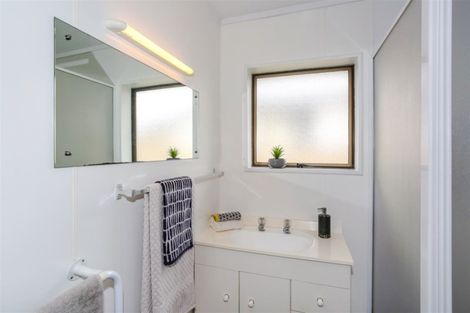 Photo of property in 71f Queen Street, Pukekohe, 2120